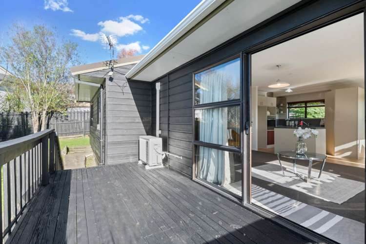 2/6 Sevilla Place Unsworth Heights_16