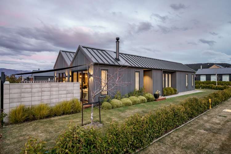 64 Obelisk Street Wanaka_13