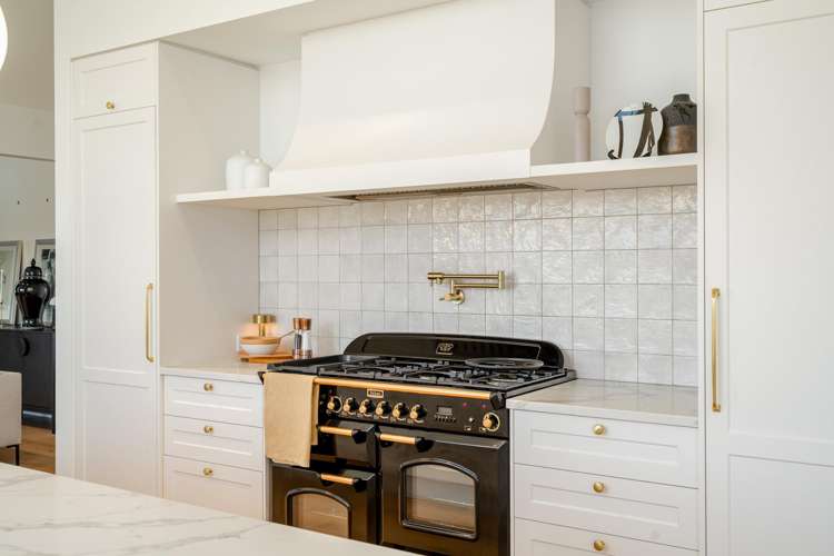 2 Waterstock Way Waitikiri_12