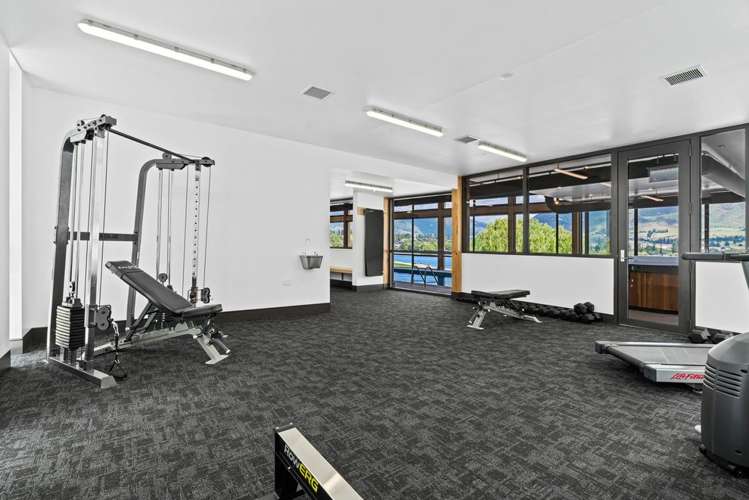 Apt 37 Marina Terrace, 65 Lakeside Road Wanaka_9