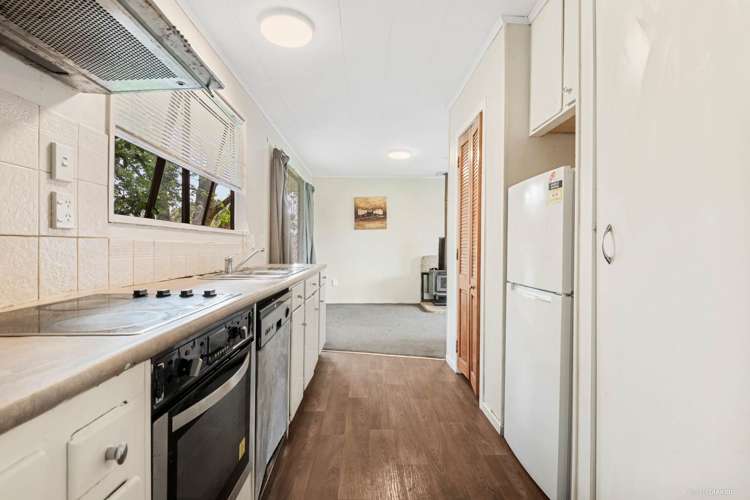 96 Kayes Road Pukekohe_2