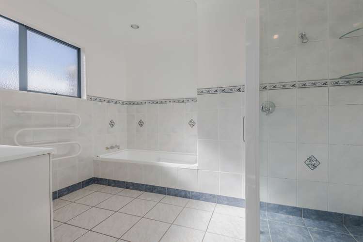 205 Valley Views Fitzherbert_17