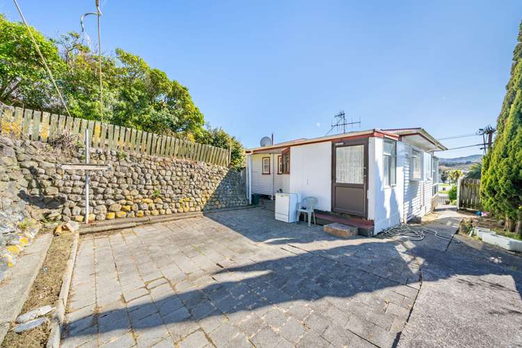 115 Wainuiomata Road Wainuiomata_8