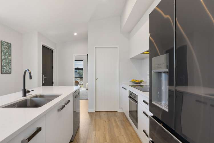 64 Franks Way Papamoa_5