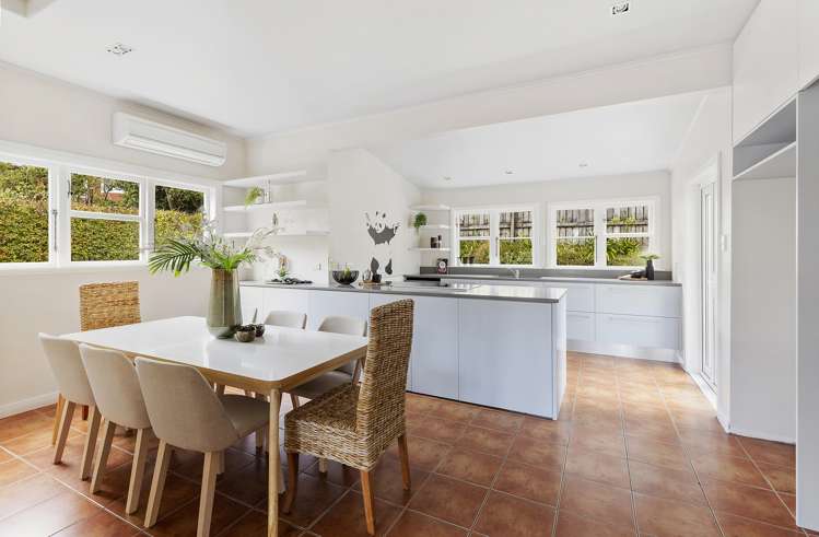 33 Bankot Crescent Ngaio_6