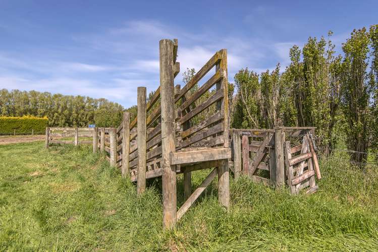 231 Woodend Beach Road Woodend_26