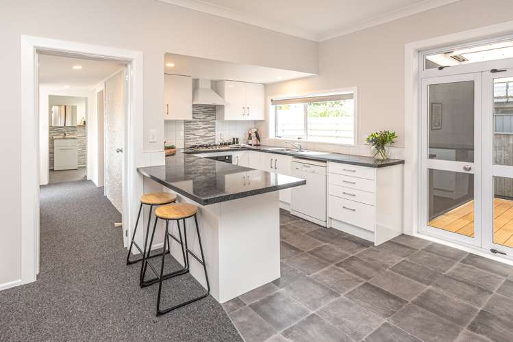 63 Surrey Road Springvale_20