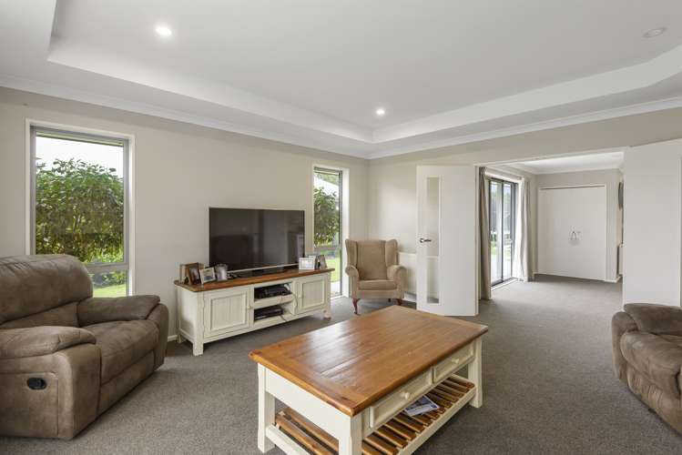 75 Hungerford Drive Rolleston_9