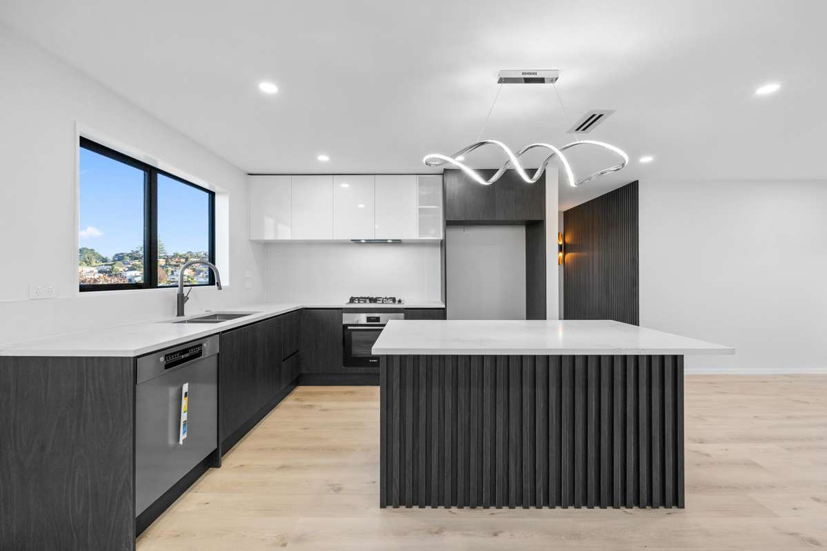 61B Totaravale Drive_4