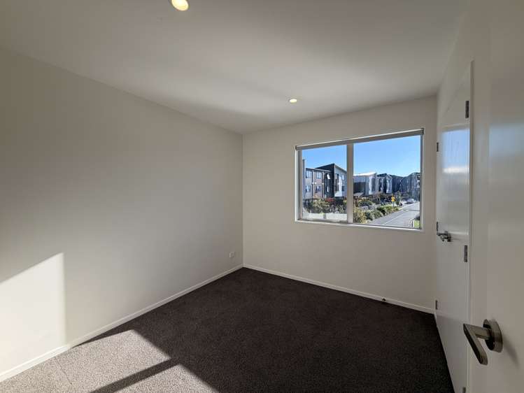 79 Selo Street Glen Eden_9