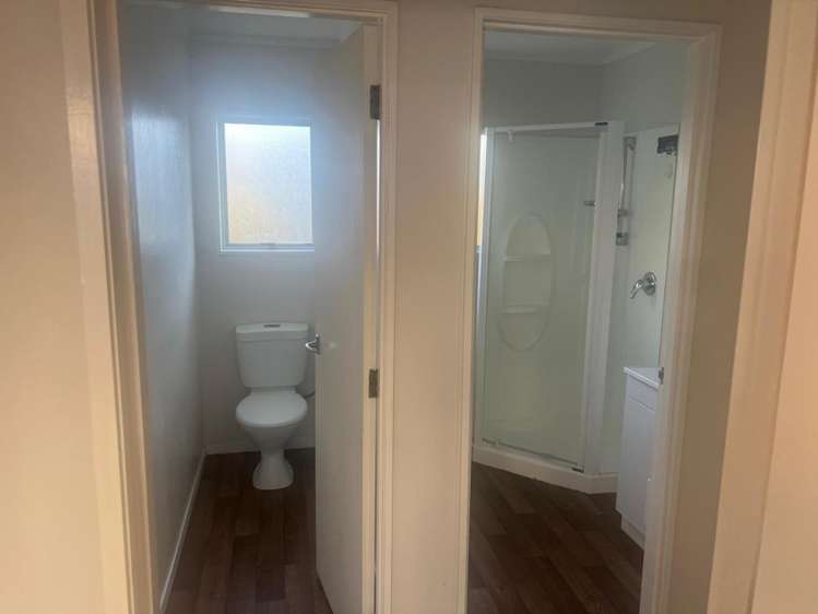 72 Vodanovich Road Te Atatu South_12