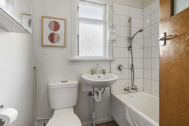 47 Peter Street Caversham_10