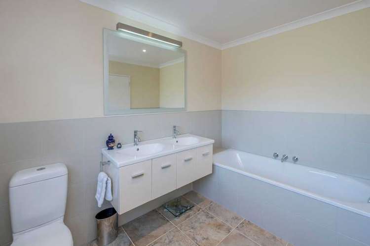 2 Ngarara Road Waikanae_13