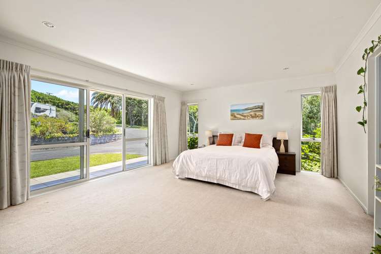 172 Cape Rodney Road Leigh_10