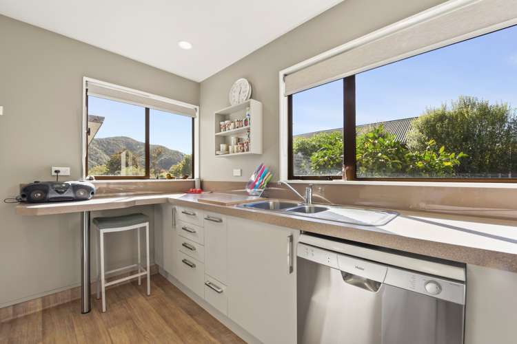 5 Bayview Drive Waikawa_10