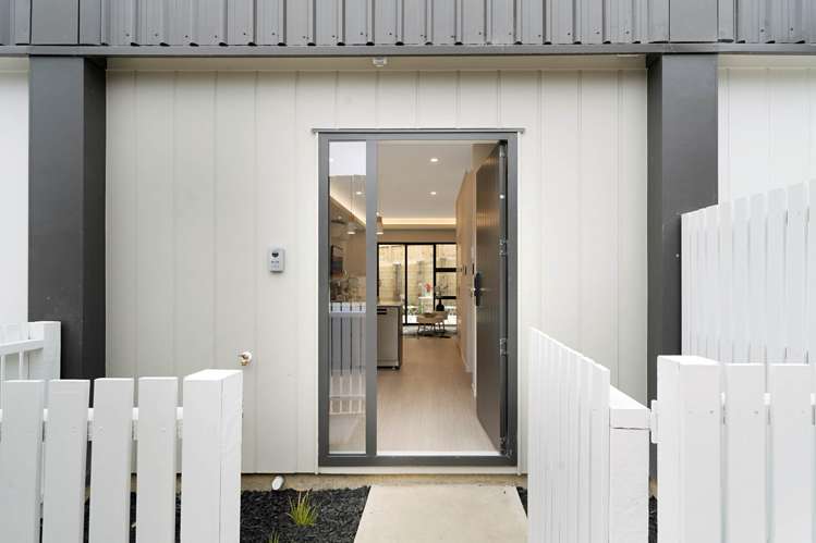 11/52 Newington Road Henderson_0