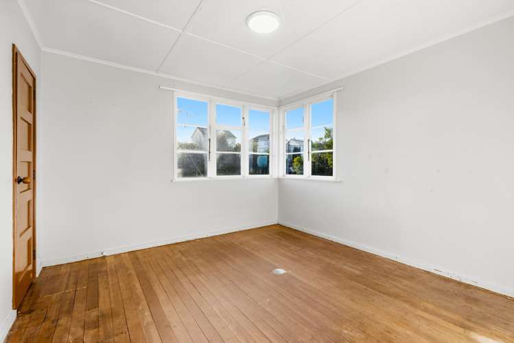 16 Allenby Avenue Liberton_12