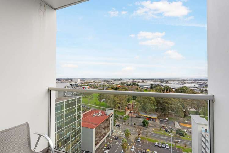 1410/17 Amersham Way Manukau_3