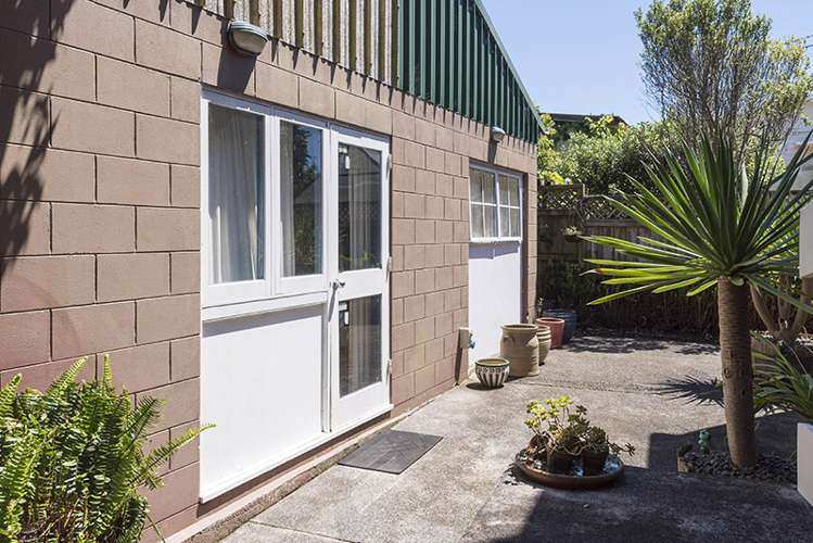 59 Uxbridge Road Mellons Bay_16