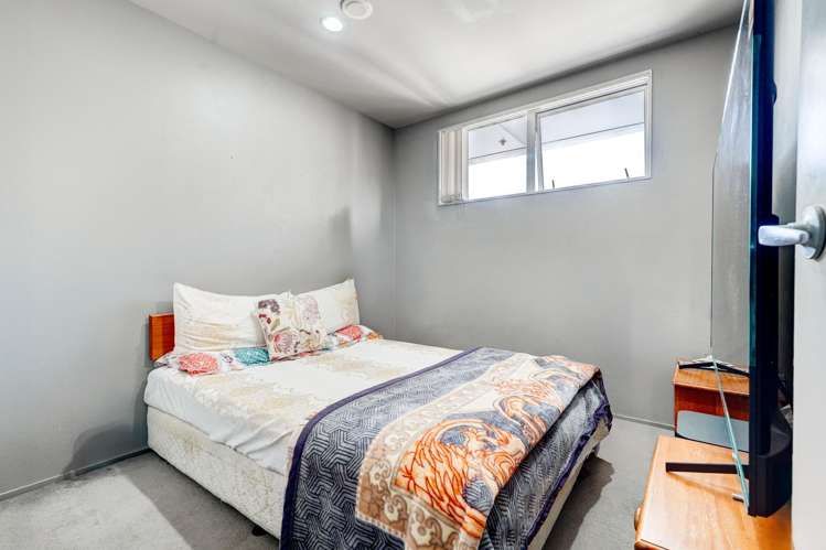 12F/147 Hobson Street_4