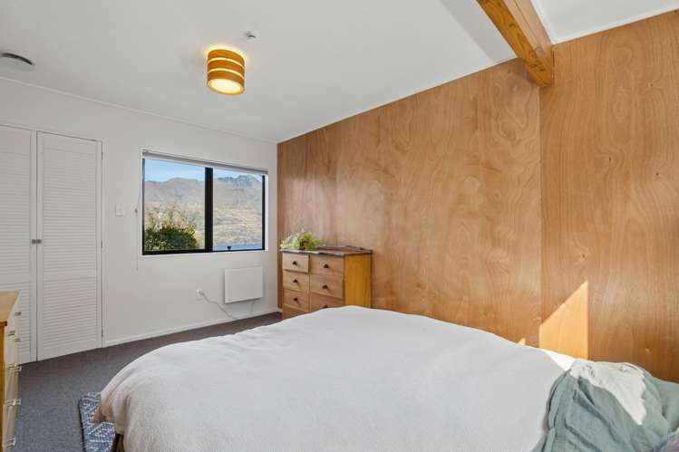 71 Wynyard Crescent Fernhill_17