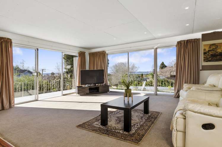 41 Tiroroa Avenue Te Atatu South_4