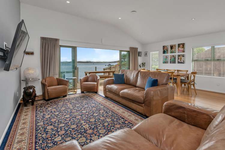 10 Attwood Street Tamaterau_6