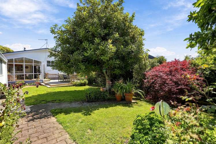 46 Kia Ora Road Beach Haven_11