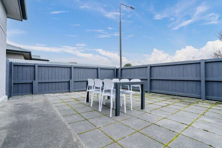 51 Newcastle Street Windsor_28
