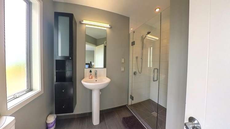 15A Tenby Street Moeraki_20