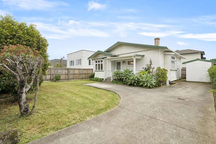 81 Hastie Ave Mangere Bridge_18