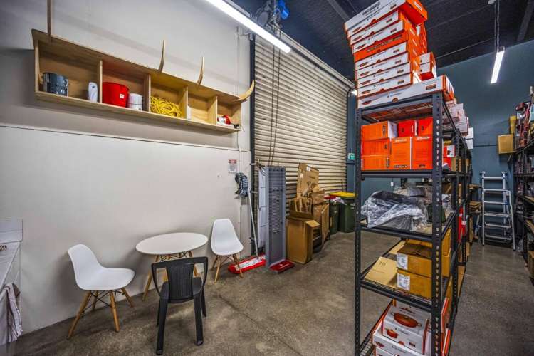 Unit 15, 18 Link Drive Wairau Valley_13