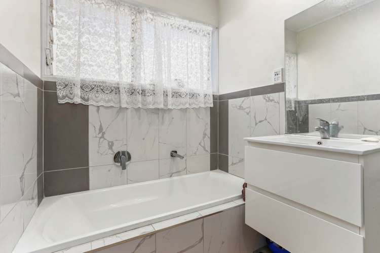 5 Dreadon Road Manurewa_10