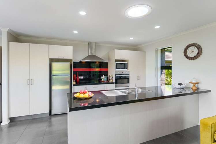 9 Angus Way Paraparaumu_11