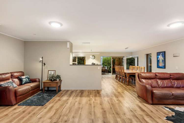 467 Aka Aka Road Aka Aka_8