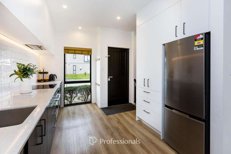 8 Cynisca Crescent_4