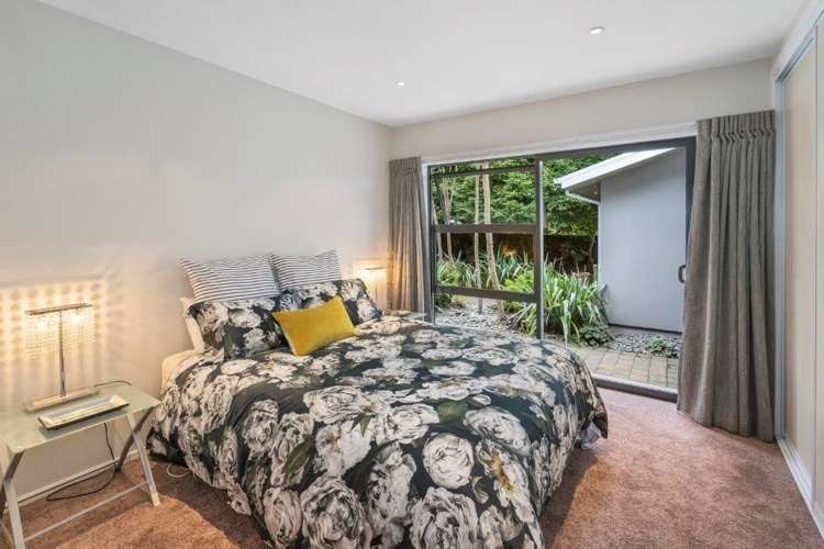 370 Sawyers Arms Road Harewood_15