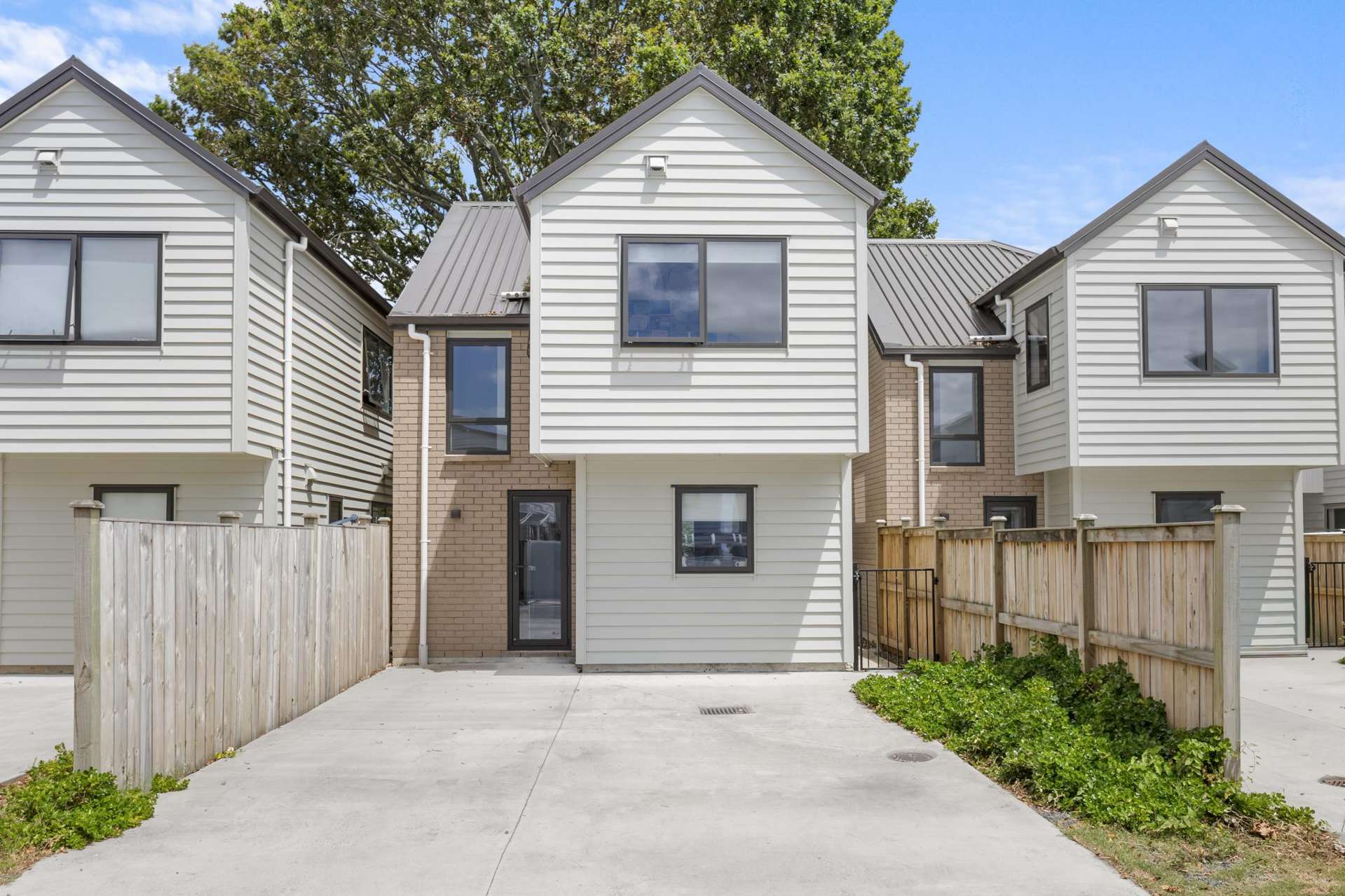 121B & 123 Grove Road Papakura_0