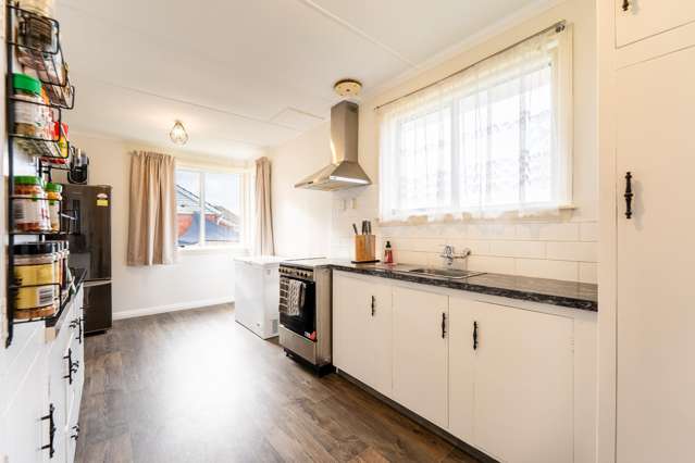 7 Forth Street Marchwiel_1