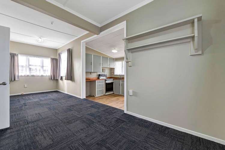 79A Swansea Road Stratford_6