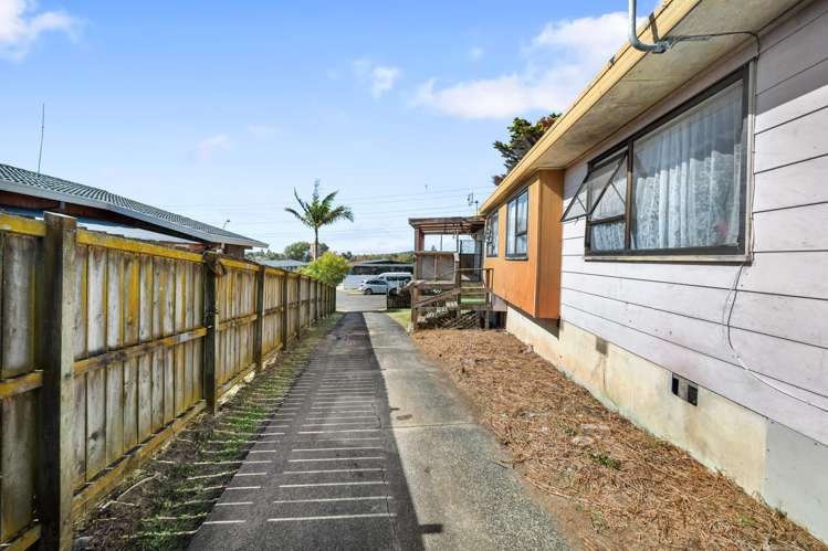 48 Darnell Crescent Clover Park_12