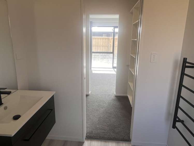 61 Northmoor Boulevard Rolleston_9