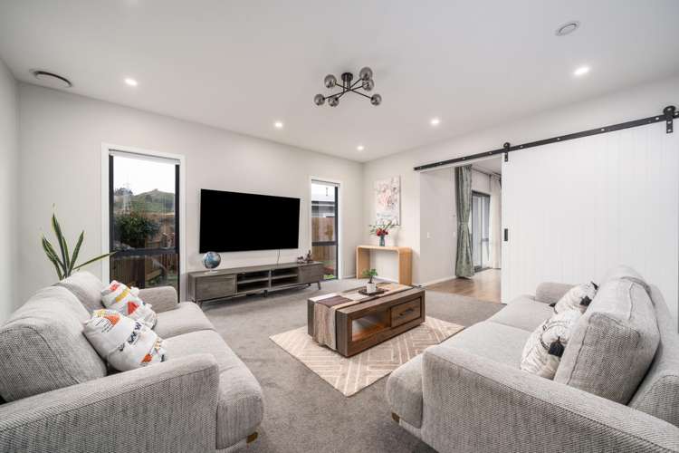 18 Hattersley Grove Churton Park_2