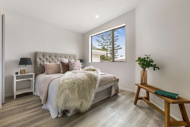 64 Lemnos Place Titirangi_6