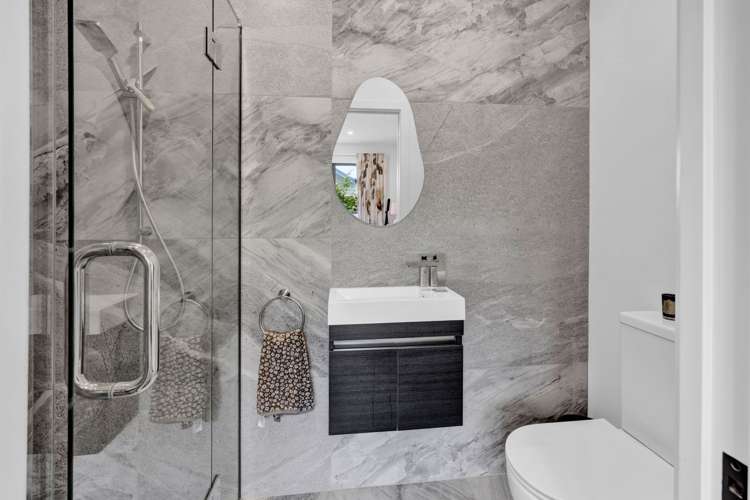 25 County Drive Hawera_33