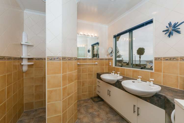 37a The Esplanade Westshore_5