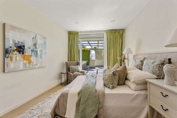 1c/2 Queens Parade Devonport_13