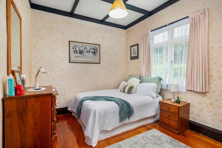 5 Ruarangi Road Mount Albert_12