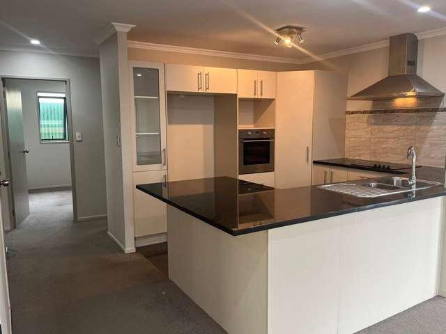 Papatoetoe Family Home