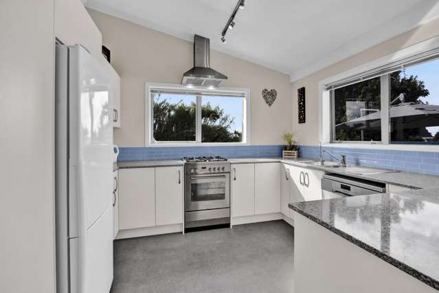 14 Culzean Grove Bell Block_3